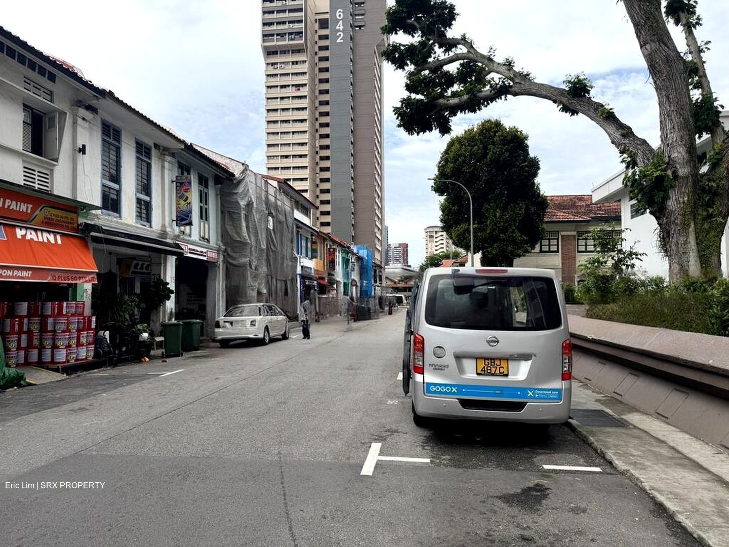 Rowell Road (D8), Retail #452761551